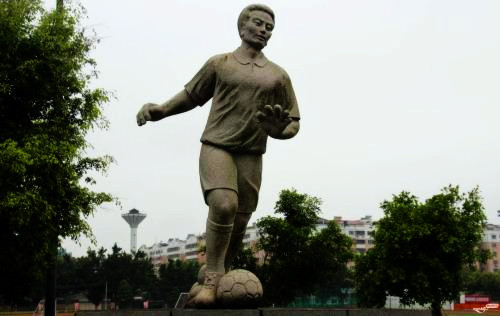 1979年07月04日：亚洲球王李惠堂逝世
