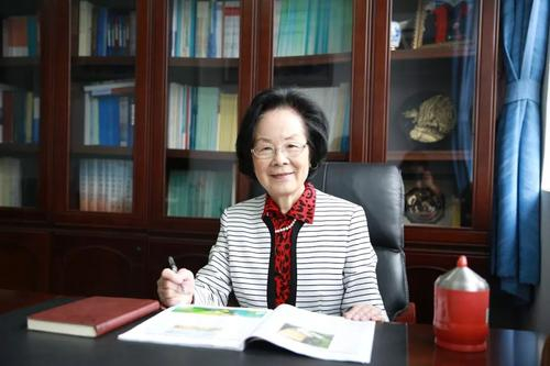 2020年10月17日：中国科学院院士张俐娜逝世