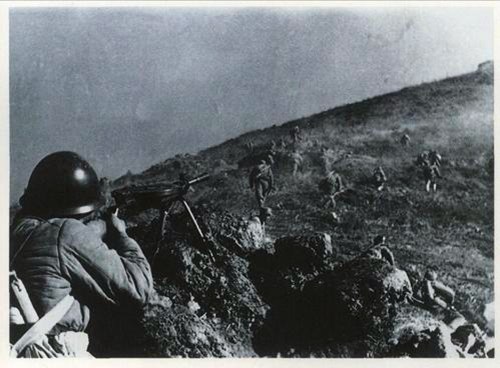 1944年09月15日：贝里琉岛战役爆发