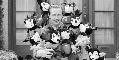 1901年12月05日：华特·迪士尼出生