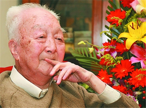 2009年11月23日：杨宪益逝世