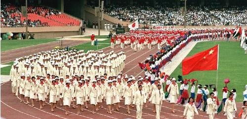 1982年11月19日：第九届亚运会开幕