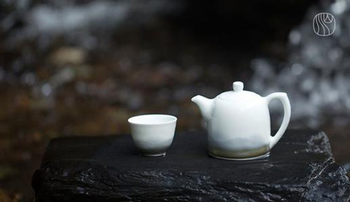 茶器与茶具的区别与联系