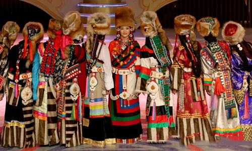 藏族的女装是什么样的