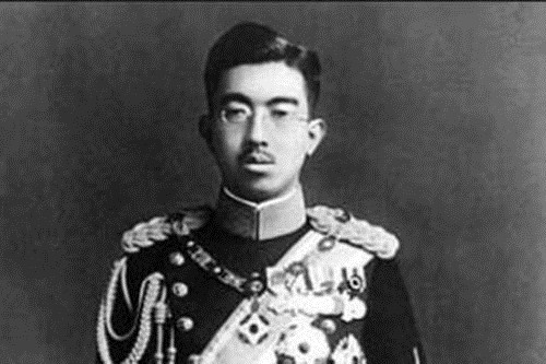 1989年1月7日：昭和天皇逝世