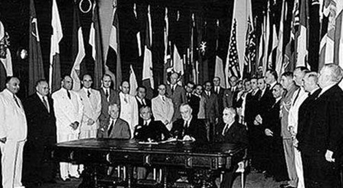 1944年8月21日：敦巴顿橡树园会议召开