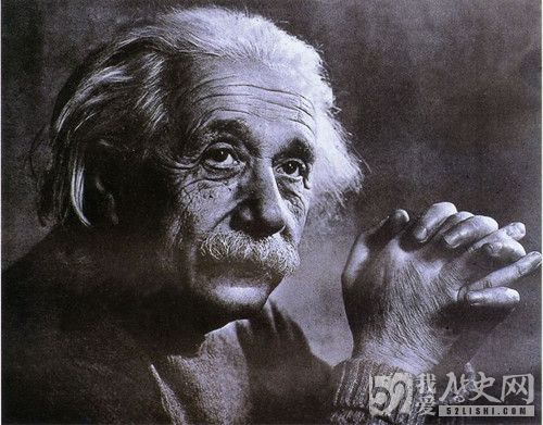 爱因斯坦简介_爱因斯坦主要成就_爱因斯坦的结局