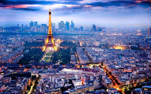 法国首都是哪个城市