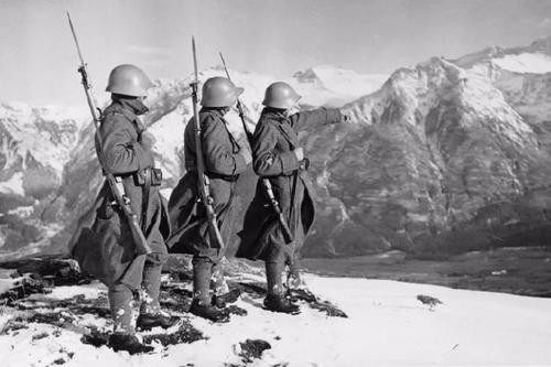 二战时德军为什么不攻占瑞士